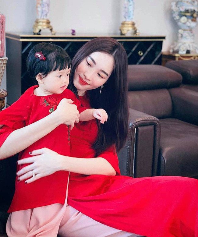 Cận cảnh nơi sống xa hoa, rợp bóng cây xanh của vợ chồng Hoa hậu Đặng Thu Thảo - Ảnh 3. Cận cảnh nơi sống xa hoa, rợp bóng cây xanh của vợ chồng Hoa hậu Đặng Thu Thảo - Ảnh 3.