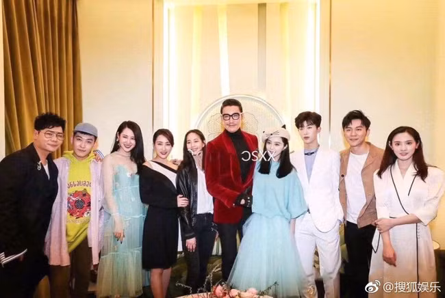 Hé lộ mức giá khủng gây tranh cãi tại spa của Phạm Băng Băng: Thấp nhất 170 triệu, cao nhất lên tới 3,5 tỷ đồng - Ảnh 3. Hé lộ mức giá khủng gây tranh cãi tại spa của Phạm Băng Băng: Thấp nhất 170 triệu, cao nhất lên tới 3,5 tỷ đồng - Ảnh 3.