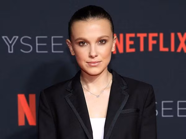 khong ngo con trai thu 2 cua beckham co nguoi yeu nhung bat ngo nhat la danh tinh co gai - 7