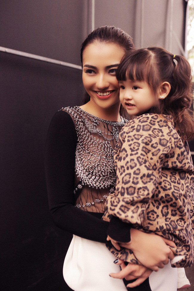 Hồng Quế thừa nhận bình thường hóa quan hệ, nhận chu cấp tài chính từ bố của con gái - Ảnh 5. Hồng Quế thừa nhận bình thường hóa quan hệ, nhận chu cấp tài chính từ bố của con gái - Ảnh 5.