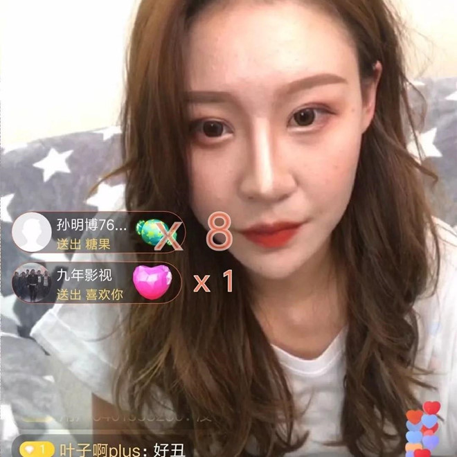 "Hết hồn" nhan sắc đời thực của 4 hot girl đình đám ảnh 3 4 hot girl dinh dam khien dan mang