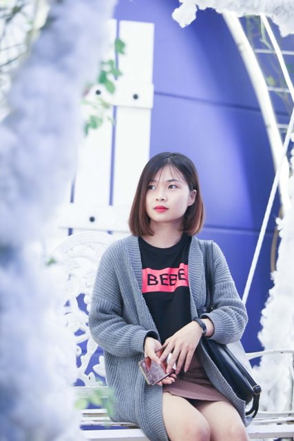 Bên cạnh đó, khuôn viên trường có rất nhiều điểm "check-in" lung linh mang đậm không khí Noel.