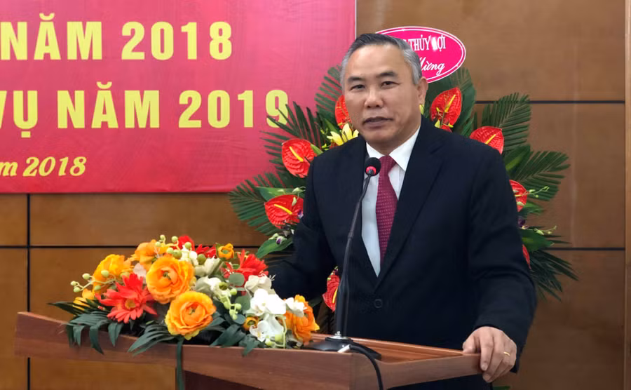 Thứ trưởng Bộ NN&PTNT Phùng Đức Tiến phát biểu tại hội nghị