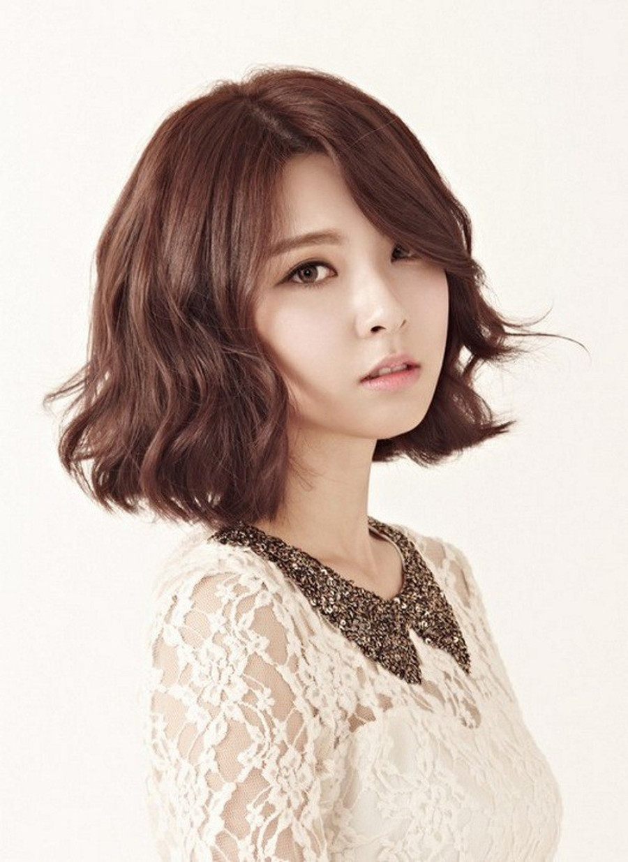 Tóc ngắn cho mặt vuông để kiểu nào đẹp nhất, đây là 7 gợi ý cho bạn ảnh 2 1_98558