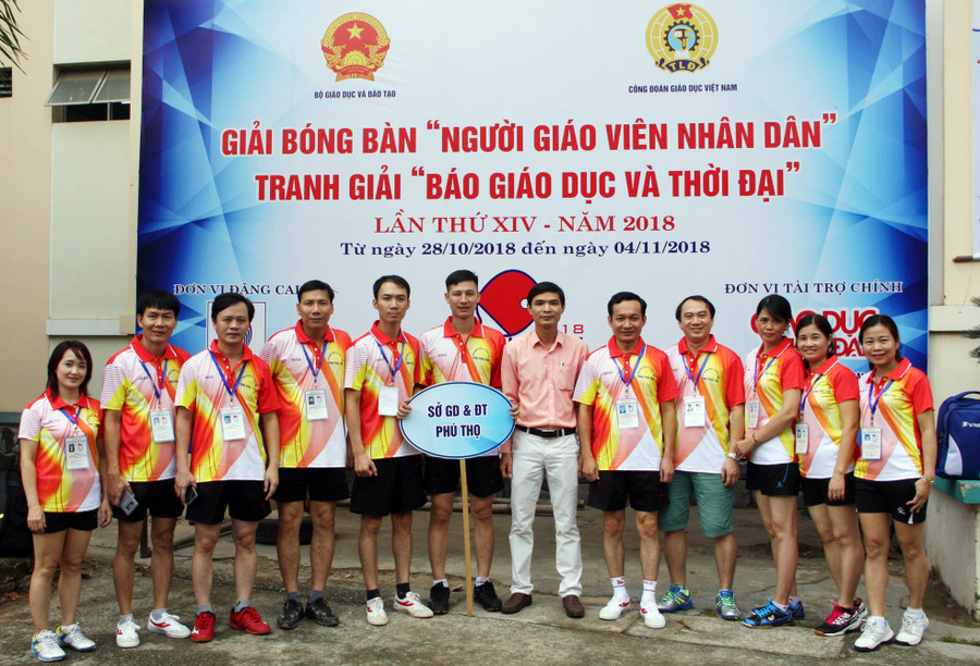 Các đoàn về dự giải