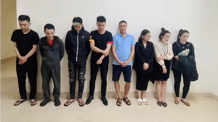 Nhóm đối tượng sử dụng ma túy trong khách sạn. Ảnh: CANA.