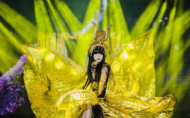 Nữ sinh Ngân hàng đại diện Việt Nam thi cosplay tại Nhật ảnh 1 Phương Hạnh (Yuji Koi) là một trong những cosplayer được đánh gia cao nhất về khả năng trình diễn sân khấu trong giới cosplay Việt Nam