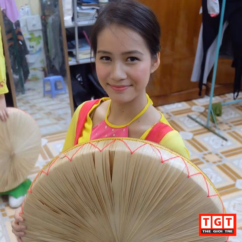 Cô nữ sinh người Lào xinh đẹp như hot girl ở Học viện An ninh Nhân dân ảnh 2 Cô nữ sinh người Lào xinh đẹp như hot girl ở Học viện An ninh Nhân dân ảnh 2