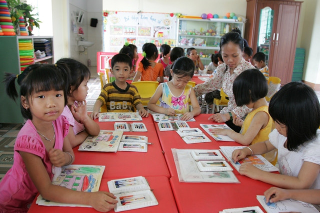 Chất lượng nuôi dạy trẻ ngày càng được nâng cao Chất lượng nuôi dạy trẻ ngày càng được nâng cao
