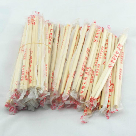 Đũa tre dùng một lần thường đi kèm đồ ăn mang về. Đũa tre dùng một lần thường đi kèm đồ ăn mang về. Ảnh:11street.my.