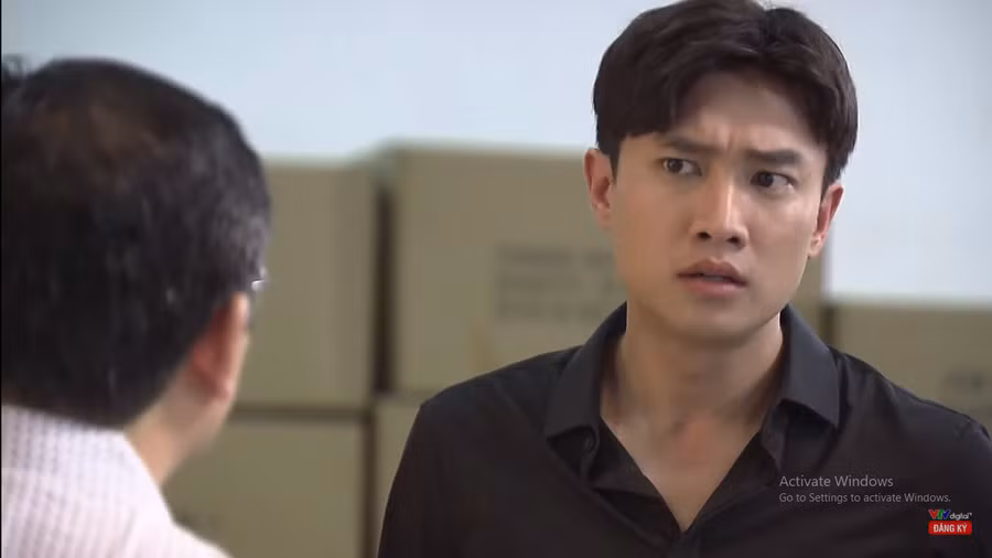 Về nhà đi con tập 74 Preview: Vũ bất ngờ nhận tin đối tác bị phá sản.