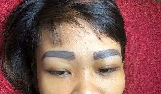 Những thảm họa không ngờ của việc phun xăm mày.