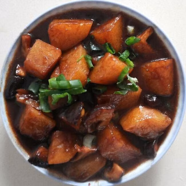 Nấm hương ngon thơm cực bổ nhưng đừng quên những lưu ý này vì một cái Tết vui khỏe - Ảnh 2. Nấm hương ngon thơm cực bổ nhưng đừng quên những lưu ý này vì một cái Tết vui khỏe - Ảnh 2.