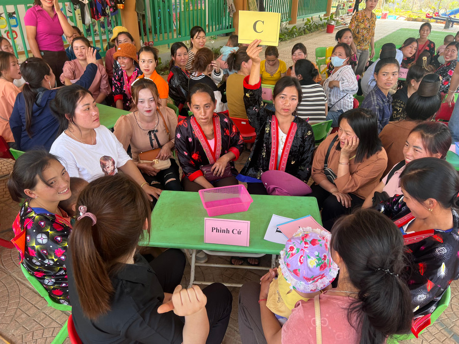 Phần thi kiến thức diễn ra sôi nổi, kịch tính...