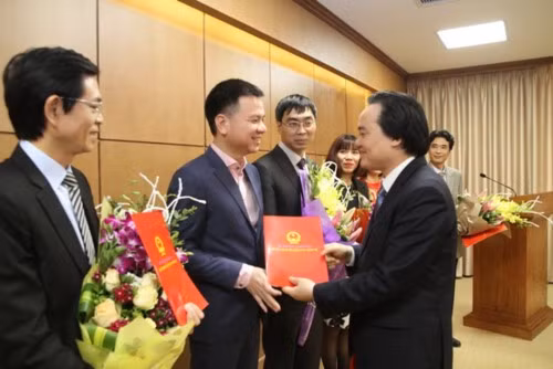 Ông Triệu Ngọc Lâm - Phó Tổng Biên tập phụ trách Báo Giáo dục & Thời đại giữ chức vụ Tổng Biên tập Báo Giáo dục & Thời đại.