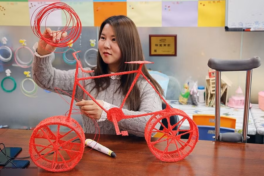 trung quoc no luc dang nguong mo cua co gai tat nguyen