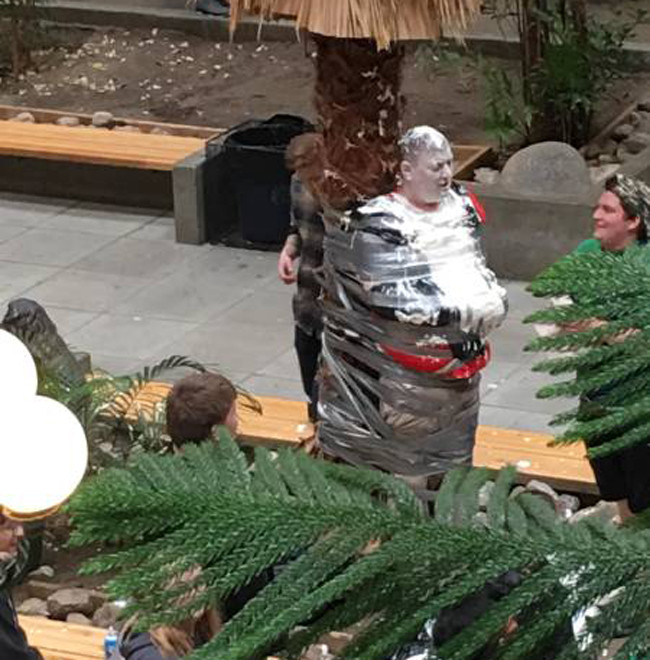 can loi voi hinh anh gay cuoi cua loai nguoi hinh anh 11