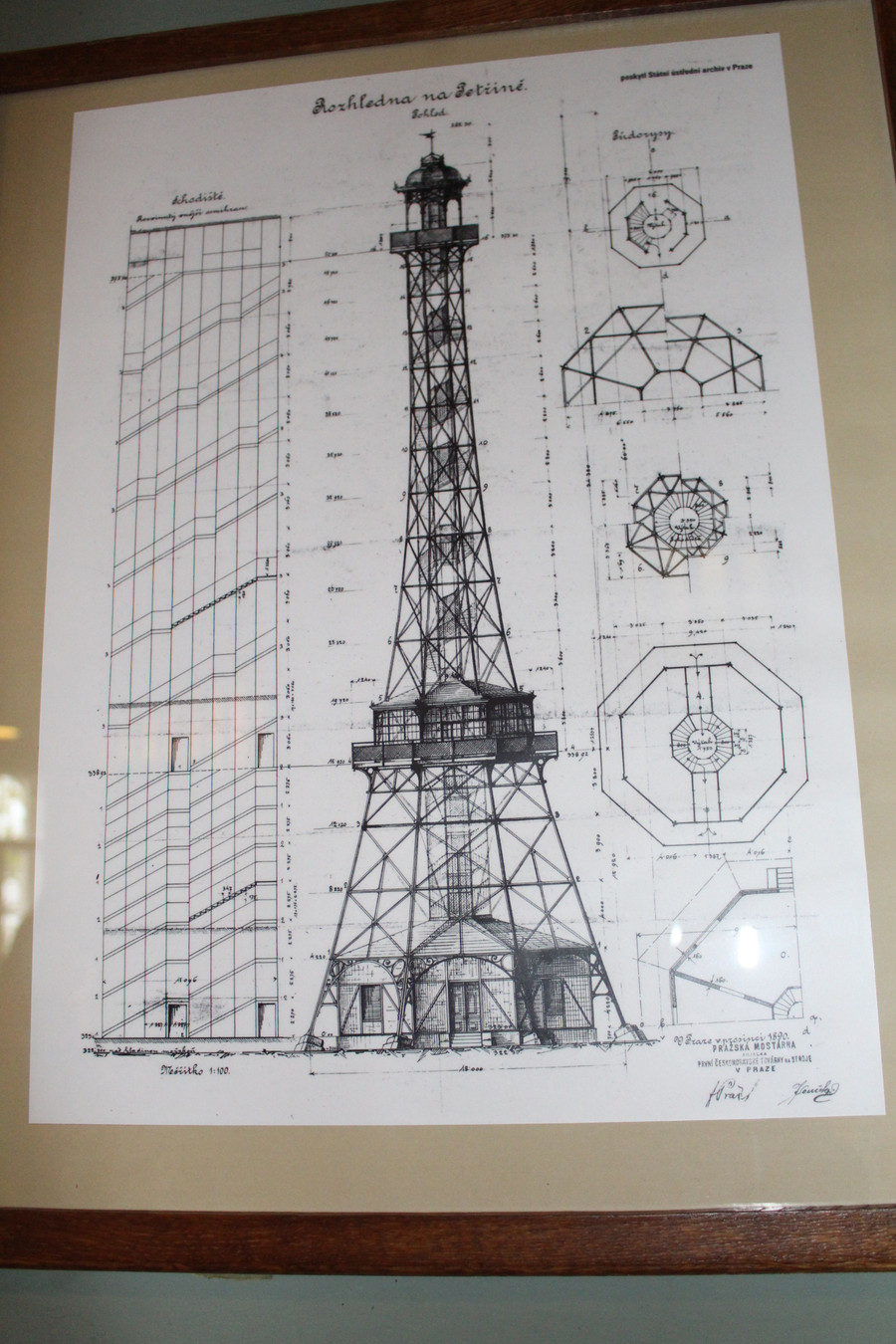 Bản thiết kế nguyên gốc của Tháp Petrin