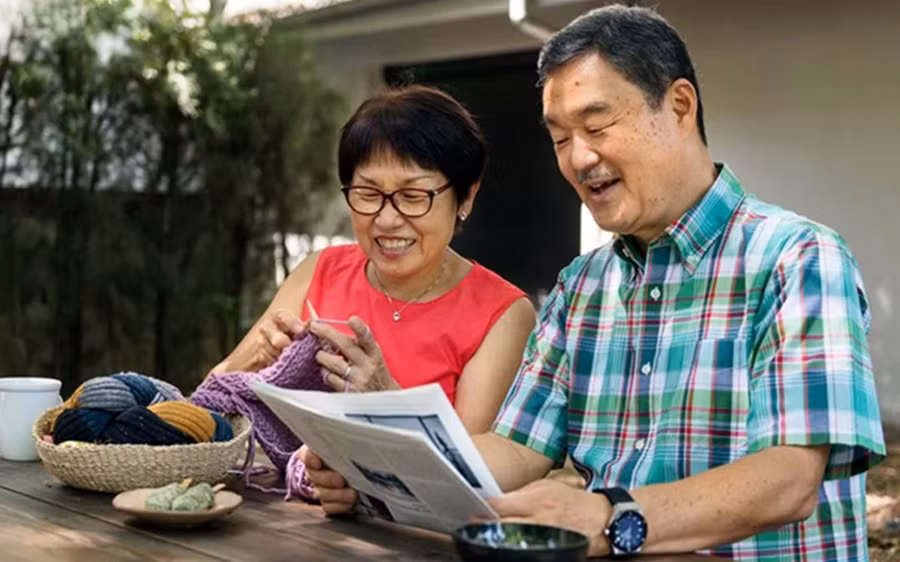 Các lớp học dành cho người cao tuổi là cách hữu ích để mở rộng trí óc, phát triển những sở thích mới và đặt ra những mục tiêu cho bản thân. (Ảnh: ITN).