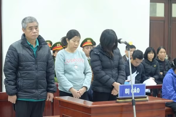 Tuyên án vụ học sinh trường Gateway tử vong: Bà Quy nhận 24 tháng tù, ông Phiến 15 tháng tù ảnh 1 Vụ trường Gateway: Bà Quy nhận 24 tháng tù, ông Phiến 15 tháng