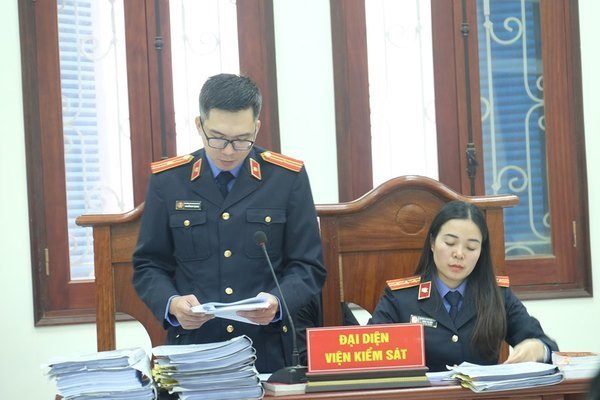 Tuyên án vụ học sinh trường Gateway tử vong: Bà Quy nhận 24 tháng tù, ông Phiến 15 tháng tù ảnh 3 Vụ trường Gateway: Bà Quy nhận 24 tháng tù, ông Phiến 15 tháng