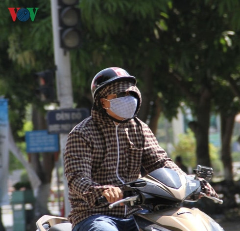 son la nang nong ky luc, cuoc song cua nguoi dan bi dao lon hinh 8