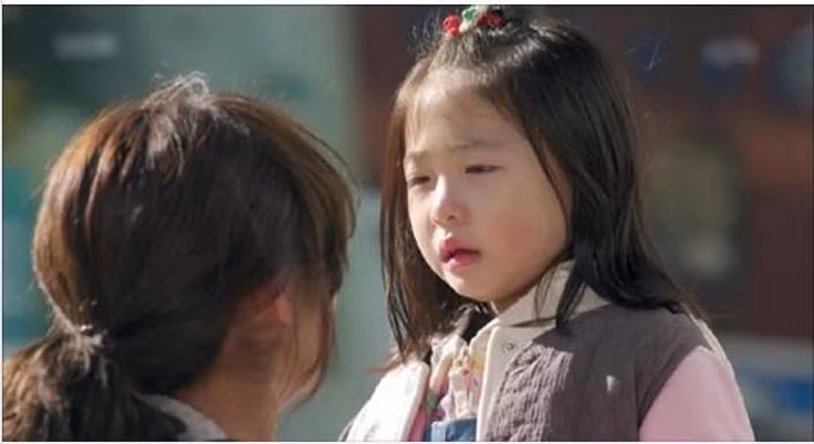 vo mat 3 nam con gai van luon noi me o duoi gam giuong va su that nhoi long - 2