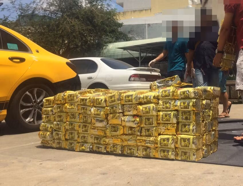 Video: Cận cảnh 1,1 tấn ma túy vừa bị Công an TP.HCM bắt giữ