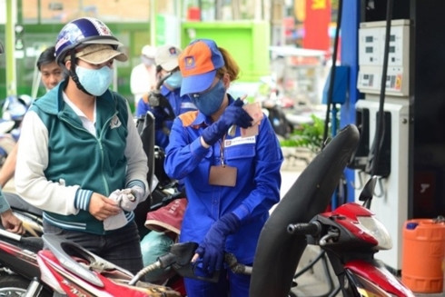 cuoc van tai se tang phi ma de duoi kip gia xang hinh 1