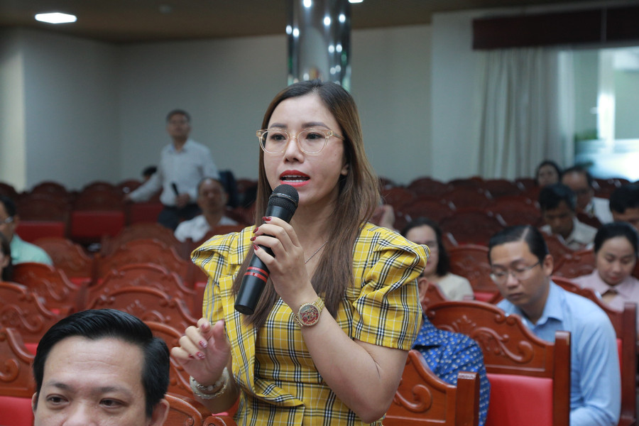 Một doanh nghiệp nêu kiến nghị cho việc khơi thông nguồn vốn vay khi ngân hàng đang thặng dư tín dụng.