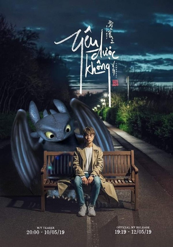 Người thật, đồ thật chưa đủ thì Phúc có thể làm bạn với những nhân vật chỉ từng xuất hiện trong phim. Cũng thú vị lắm đấy?