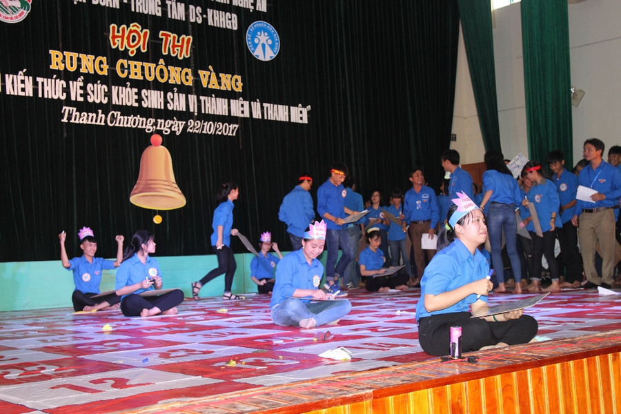 Nhiều thí sinh phải rời sàn thì đấu khi càng về sau câu hỏi khó dần lên Nhiều thí sinh phải rời sàn thì đấu khi càng về sau câu hỏi khó dần lên