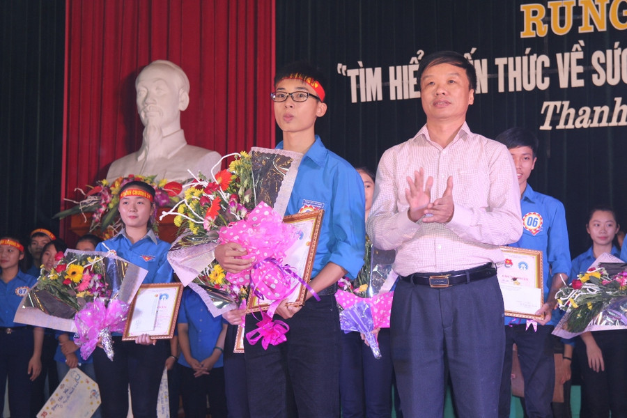 Em Nguyễn Hải An là thí sinh xuất sắc nhất của hội thi khi đến được với câu hỏi thứ 30 Em Nguyễn Hải An là thí sinh xuất sắc nhất của hội thi khi đến được với câu hỏi thứ 30