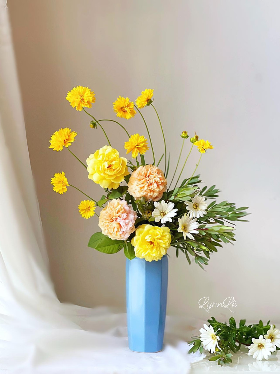 Gợi ý muôn kiểu cắm hoa vạn người mê đón ngày 8/3 ảnh 2