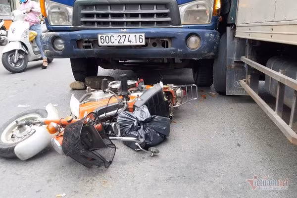 Vụ tai nạn xảy ra trên đường Phạm Văn Chiêu, phường 9, quận Gò Vấp (TP.HCM). 