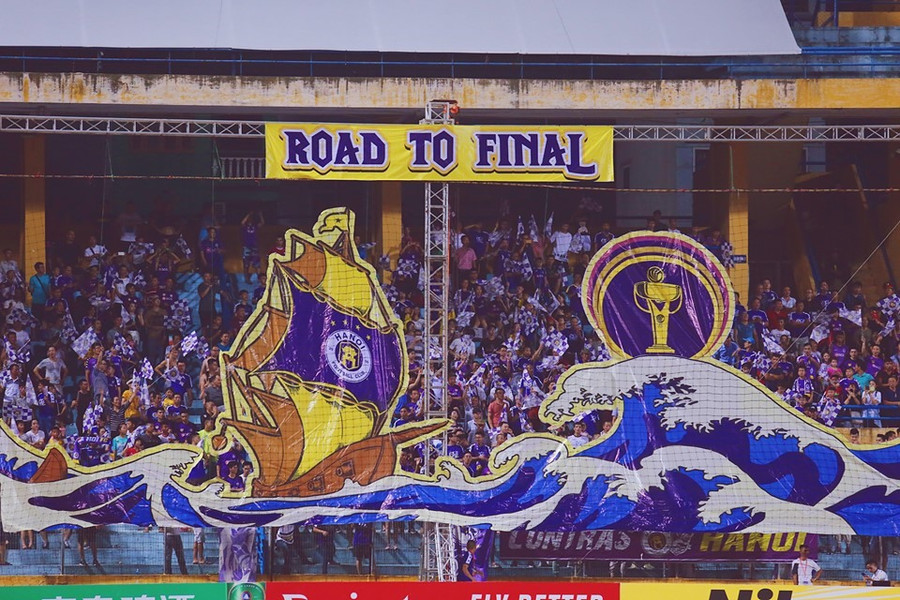 CĐV Hà Nội và thông điệp dành cho đội bóng CĐV Hà Nội và thông điệp dành cho đội bóng