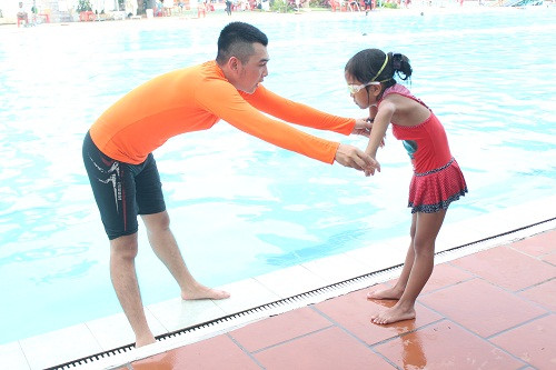 học bơi, bơi ếch, kỹ năng, đuối nước, bội lội, sức khỏe học bơi, bơi ếch, kỹ năng, đuối nước, bội lội, sức khỏe