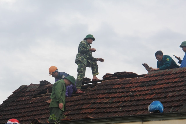 Hơn 250 người hỗ trợ tại chỗ sáng nay