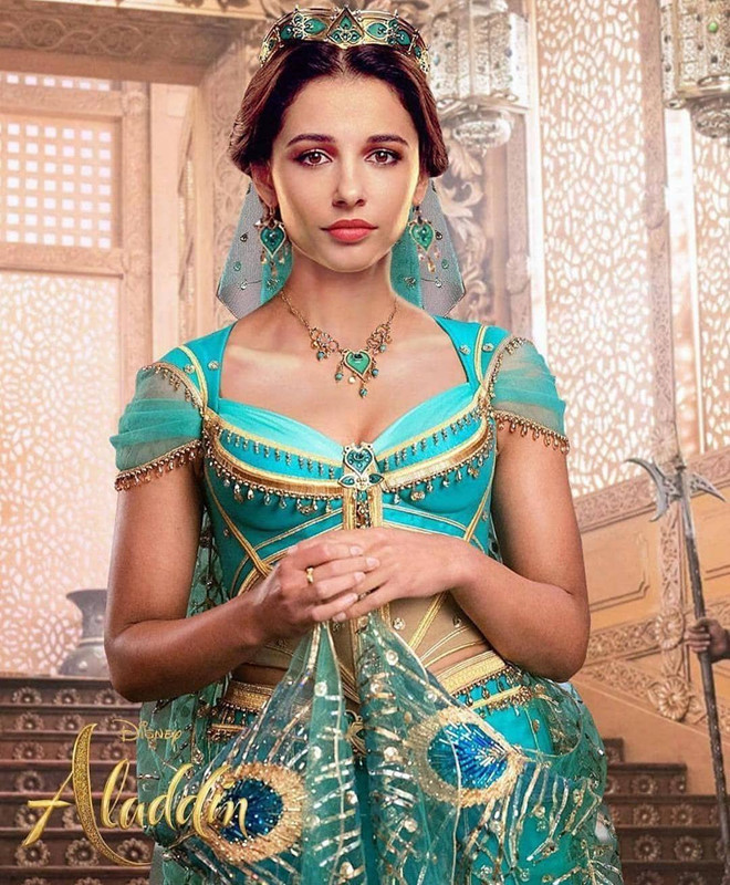 Nữ diễn viên Naomi Scott đảm nhận vai công chúa của hoạt hình Disney. Nữ diễn viên Naomi Scott đảm nhận vai công chúa của hoạt hình Disney.