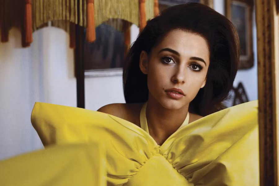 Tuy nhiên, khi phim công chiếu, khán giả đã thay đổi cách đánh giá này. Naomi toát lên vẻ đẹp vừa thánh thiện vừa thông minh, đúng như những gì miêu tả về một công chúa trong truyện Aladdin.