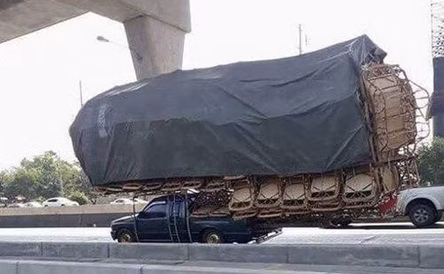 Không thể tin nổi những hình ảnh này lại xuất hiện trên phố - Hình 10