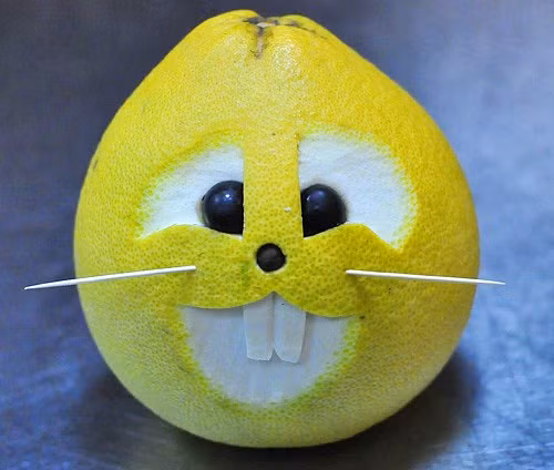 Tự làm thỏ bằng bưởi đáng yêu cho bé ngày trung thu - Hình 7