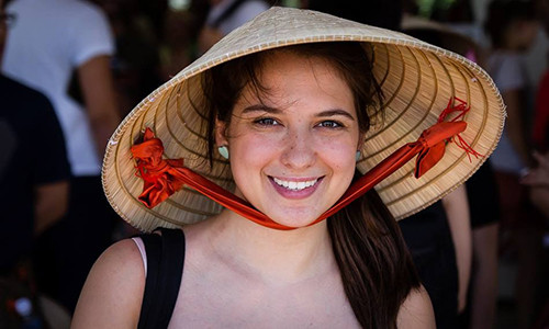 Audrey trong chuyến thăm Việt Nam năm 2017. Audrey trong một chuyến thăm Việt Nam. Ảnh: Nhân vật cung cấp