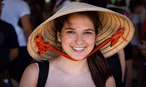 Audrey trong một chuyến thăm Việt Nam. Ảnh: Nhân vật cung cấp