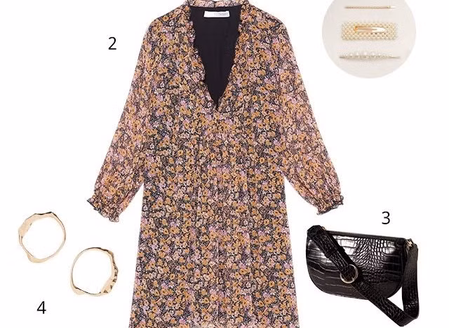 Váy voan phủ họa tiết dáng xòe bồng bềnh.