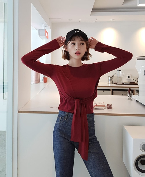 4 trang phục cực tôn dáng không thể thiếu trong tủ đồ mùa thu ảnh 2 Empty