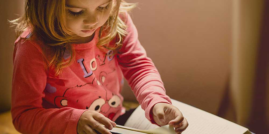 Một cách tuyệt vời để tạo động lực cho trẻ là xây dựng các mục tiêu học tập nhỏ và thưởng cho chúng nếu chúng đạt được những mục tiêu đó. (Ảnh: ITN). Một cách tuyệt vời để tạo động lực cho trẻ là xây dựng các mục tiêu học tập nhỏ và thưởng cho chúng nếu chúng đạt được những mục tiêu đó. (Ảnh: ITN).