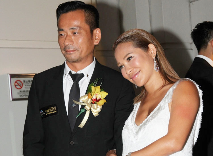 Ly hôn, minh tinh Lâm Thanh Hà nhận 256 triệu USD và không bao giờ được nói về điều này ảnh 4 Ly hôn ở showbiz Trung Quốc: Lâm Thanh Hà nhận 256 triệu USD-4