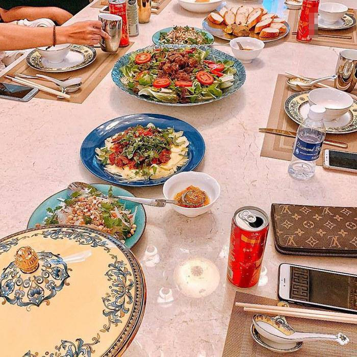 Nổi tiếng đảm đang nhưng Lan Khuê vẫn từng bị chê nấu tệ thế này ảnh 7 noi tieng dam dang nhung co dau trieu do lan khue van tung bi che nau te the nay - 7