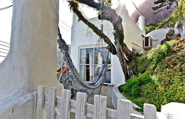 nhung khach san &#34;doc&#34; dang lam mua lam gio khap cac mang xa hoi - 7